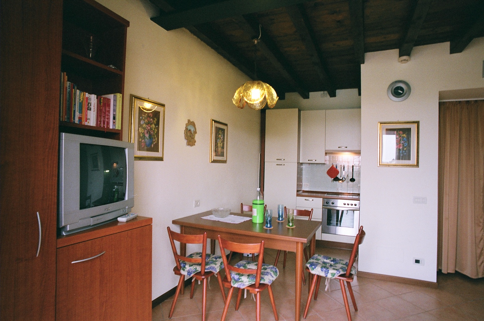 Essplatz und Küche Bella Vista