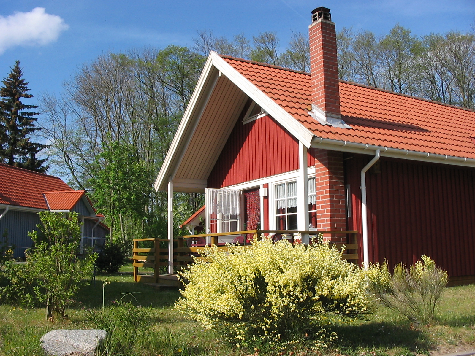 Ferienhaus im Frühling